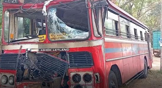 13 Injured in Medawachchiya Bus Crash